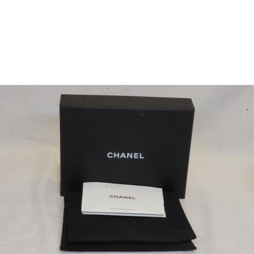 Chanel Boy Wallet Caviar White - Picture 5 of 5